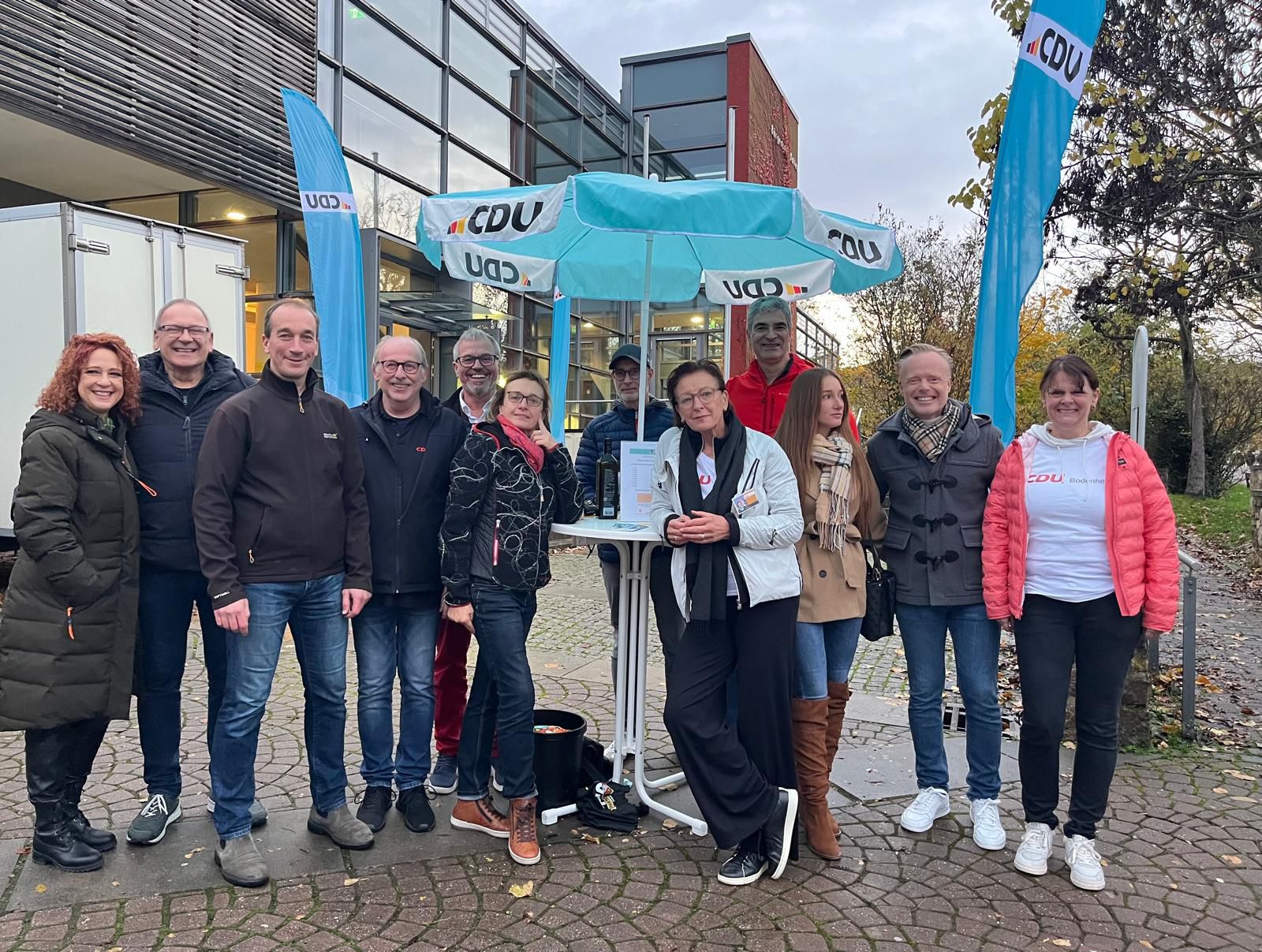 mit dabei u.a. Jan Metzler, CDU MdB; Johannes Schfer, CDU Landtagskandidat RLP; Dr. Robert Scheurer, Brgermeister derVGBodenheim; Heike Hermes, Vorsitzende der CDU Bodenheim